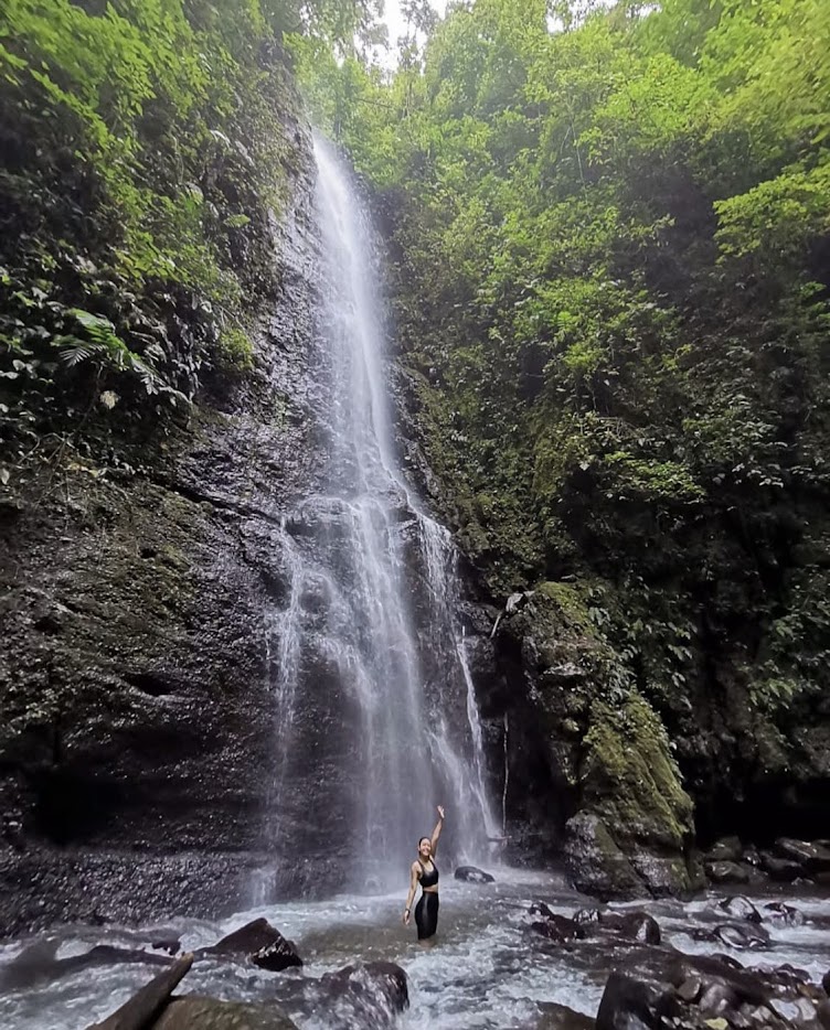 Cascada El Zafiro en Ciudad Esmeralda
